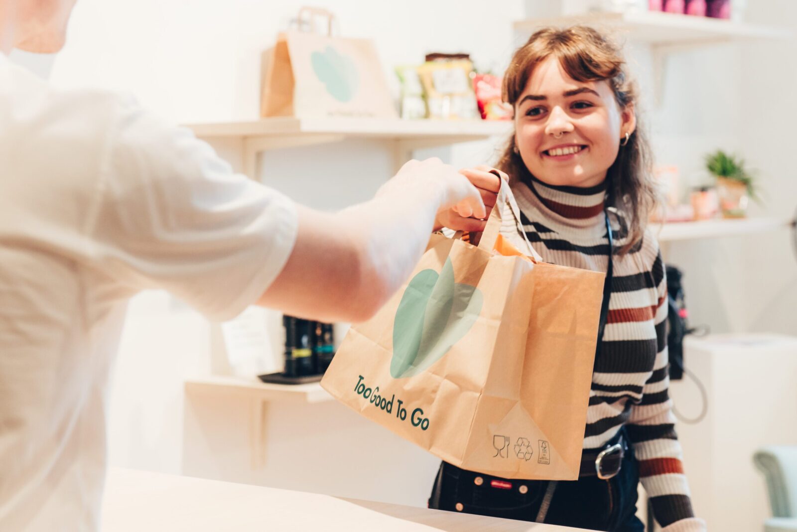 Too Good To Go: l'app che riduce lo spreco di ristoranti e supermercati